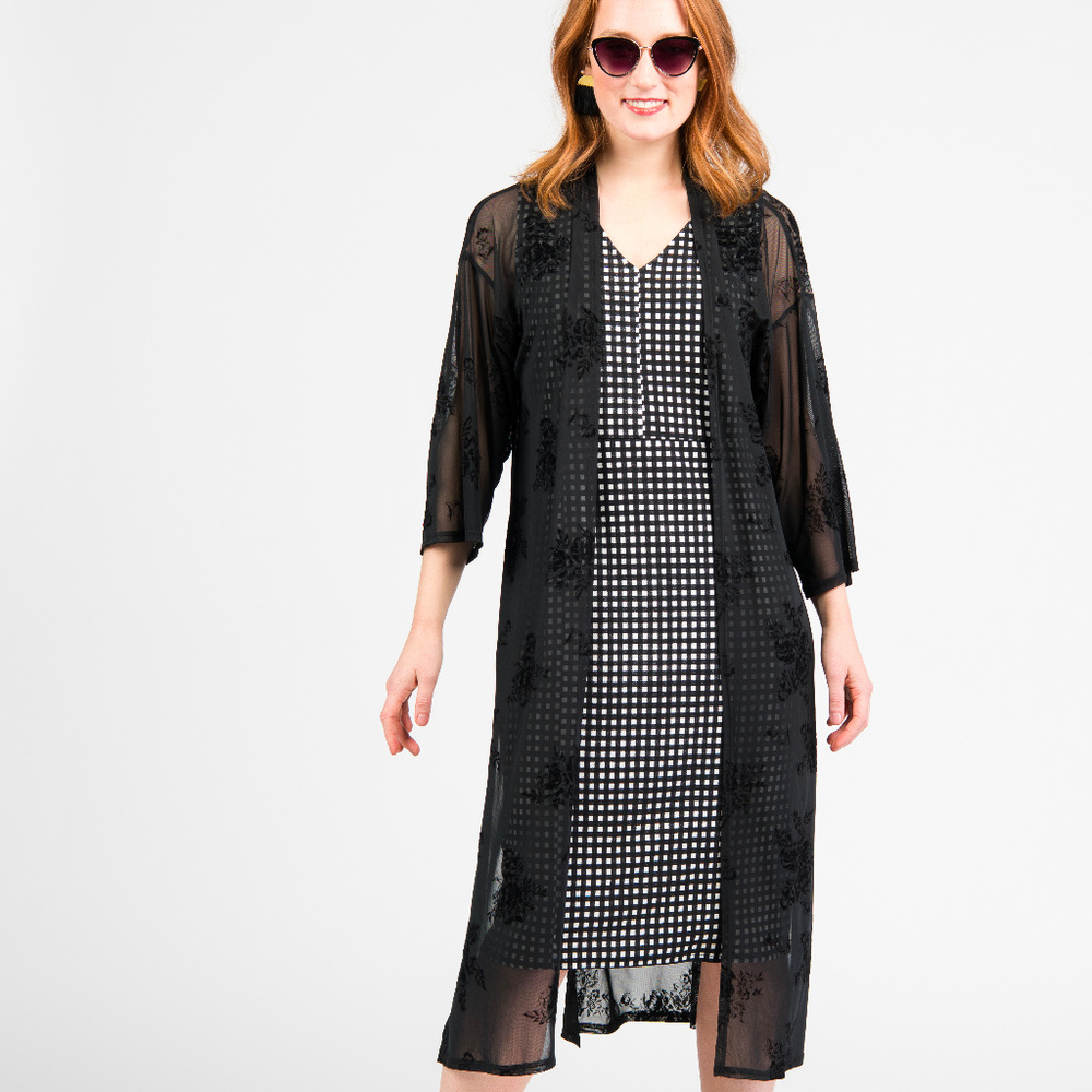 NWT Black Flocked Floral Mesh Duster Agnes & Dora